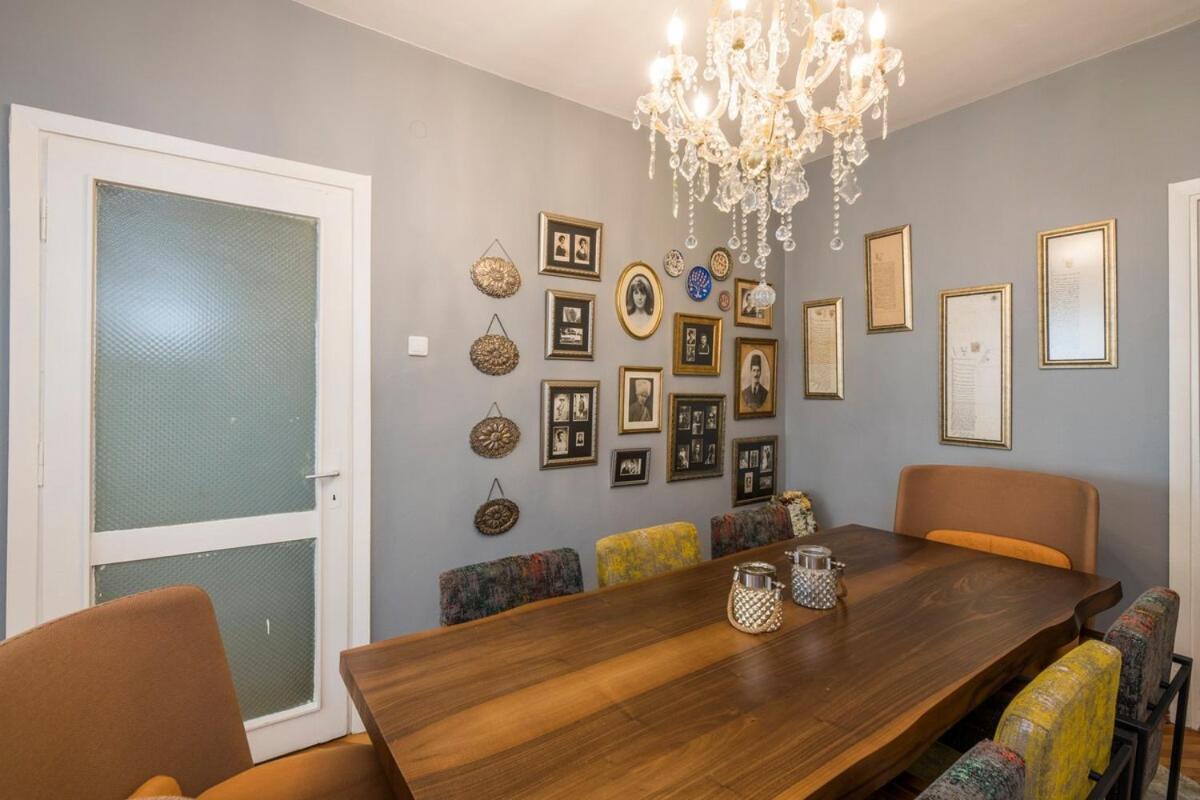 Feel The Spirit Of In A Homey Atmosphere Daire